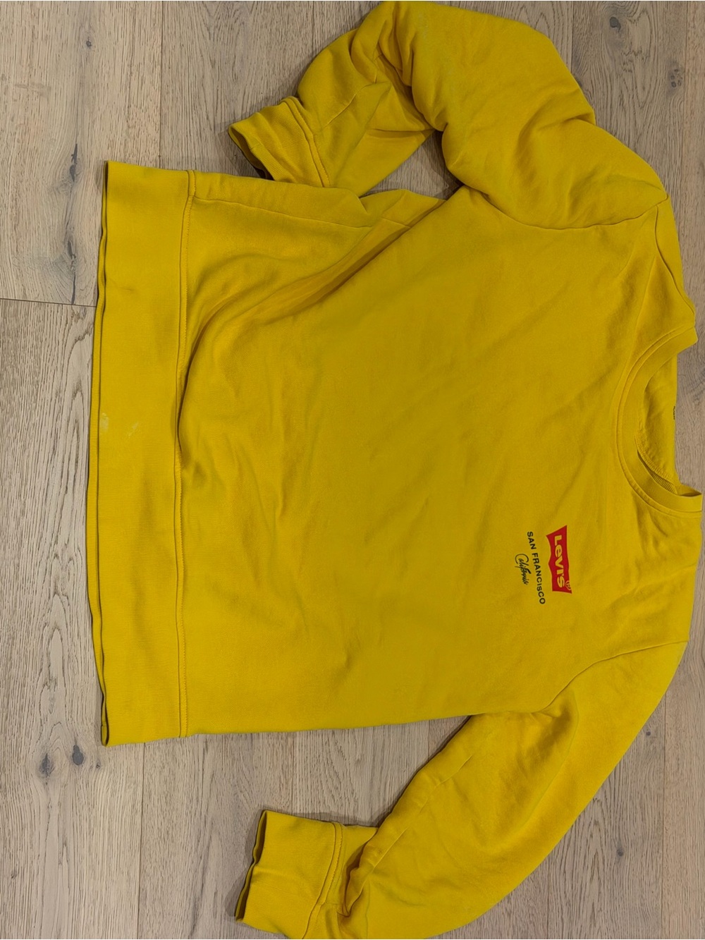 Levi's San Francisco California Logo Crewneck Sweatshirt Yellow XL